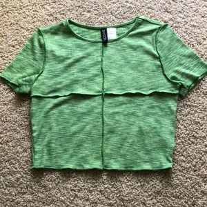 Green, divided tee. Super soft.